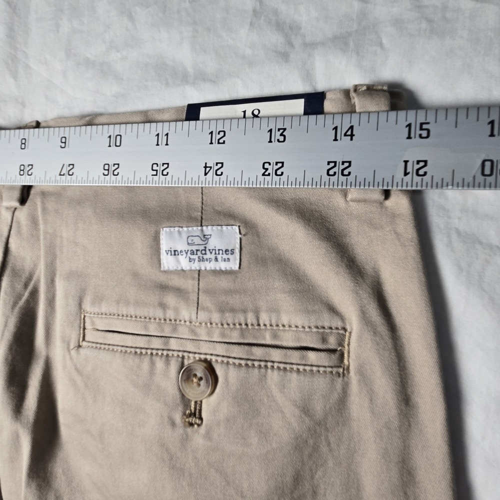 NWT Vineyard Vines Breaker Shorts Boys Size 18 Khaki - Picture 7 of 9
